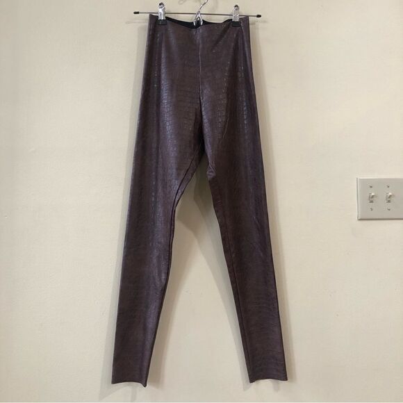 Commando Faux Leather Leggings in Brown Crocodile - Picture 2 of 8